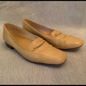 amalfi blonde leather loafers.